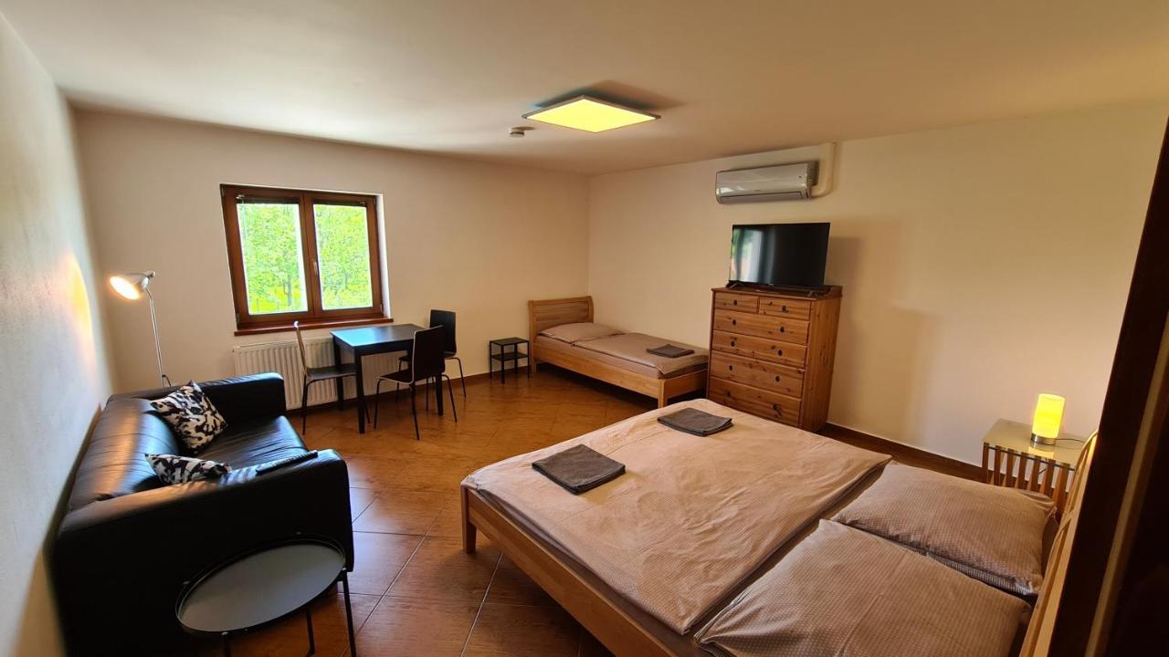 Apartmany Turold Mikulov Bagian luar foto