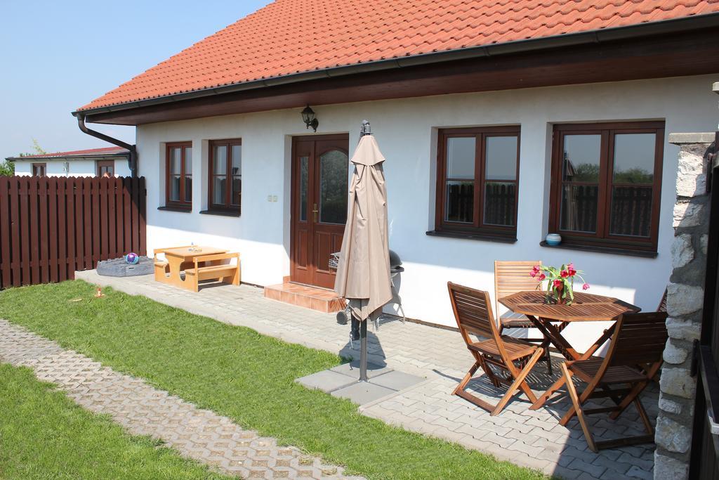 Apartmany Turold Mikulov Ruang foto