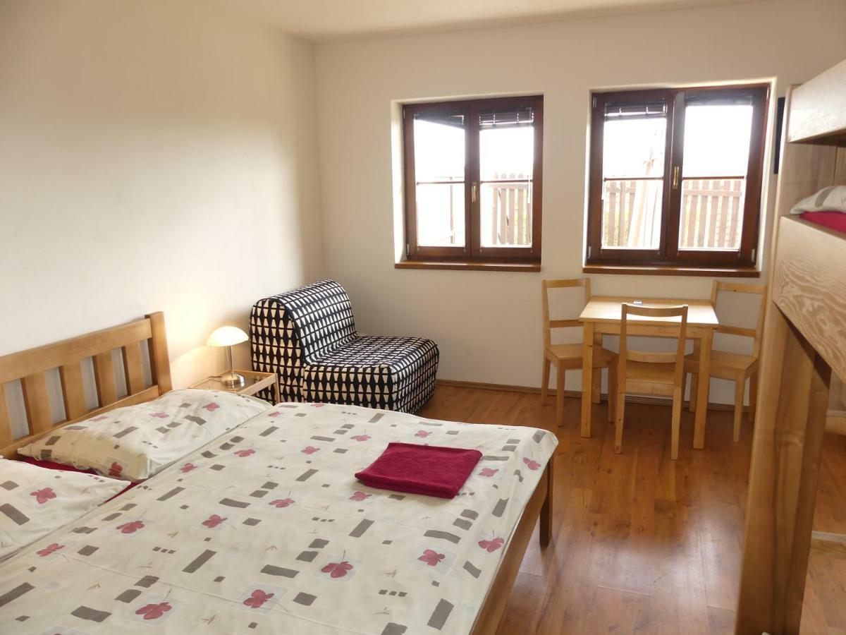 Apartmany Turold Mikulov Bagian luar foto